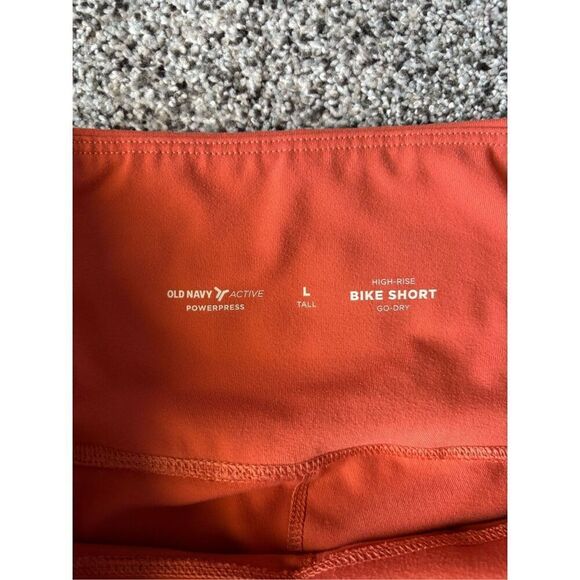 ❤️Old Navy Active High Rise Bike Shorts LgT - Picture 2 of 3